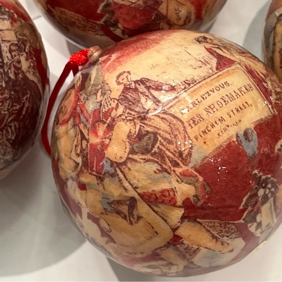 VINTAGE 90’s Victorian Themed Christmas Ornaments Set of 7 Glossy Paper Mache. - Picture 8 of 16